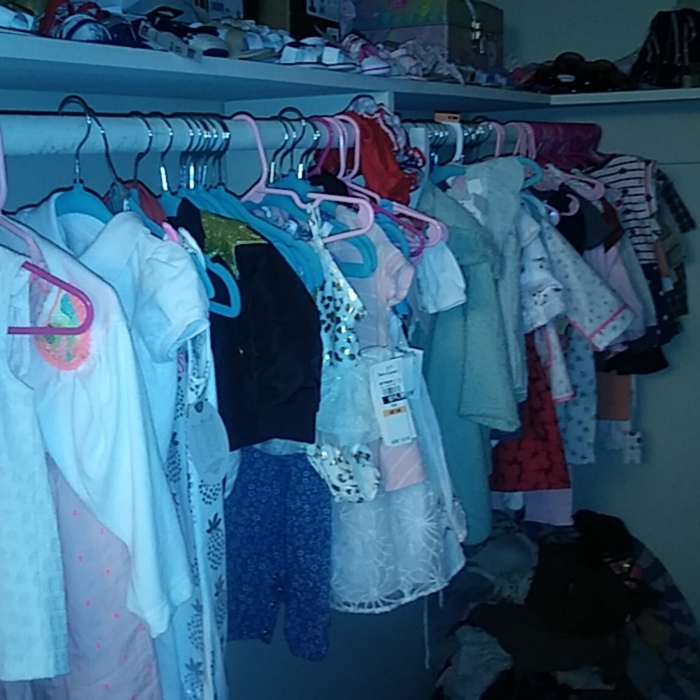 Cleaning out my lil girls closet😌